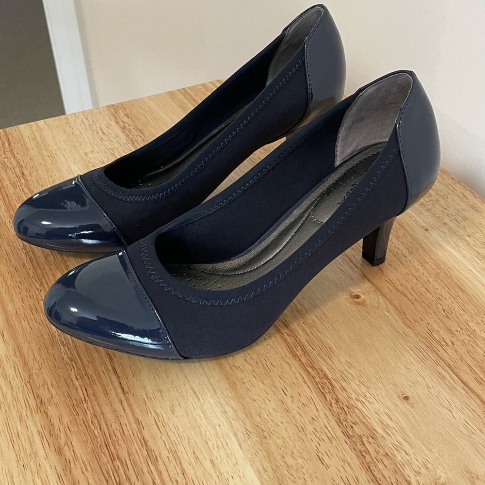 Blue Lifestride heels